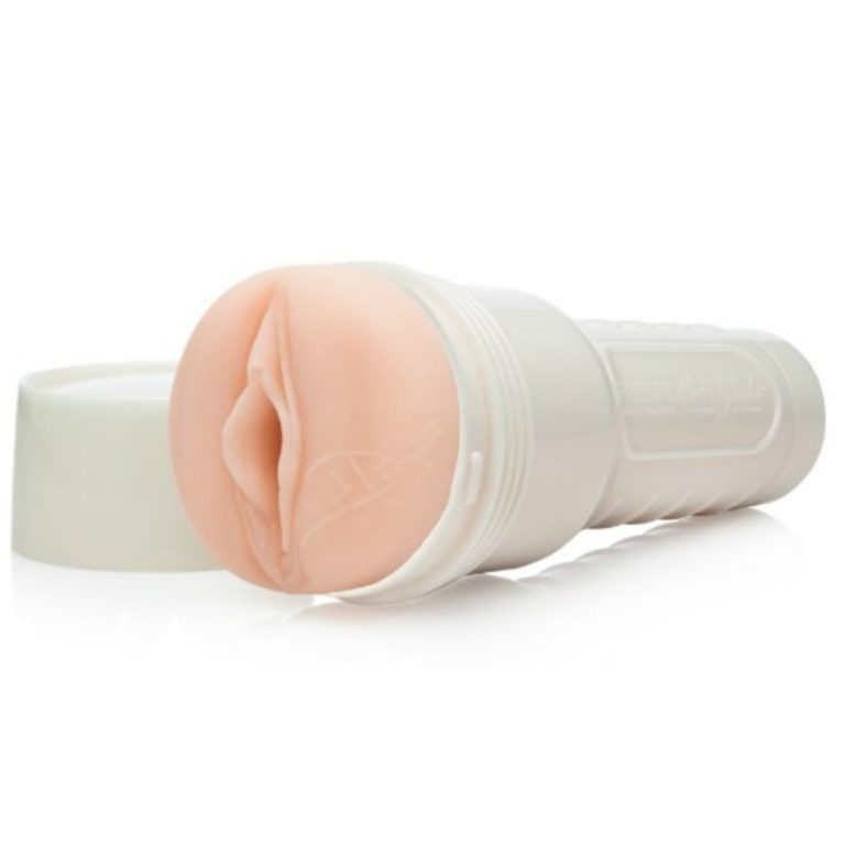 fleshlight-girls-vagina-dillion-harper-crush-1