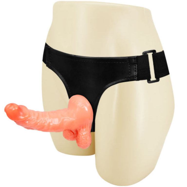 arnes-con-pene-realistico-y-braguita-ajustable-ultra-passionate-15.5cm-1