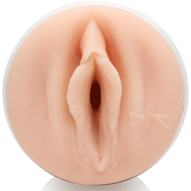fleshlight-girls-abella-danger-vagina-1