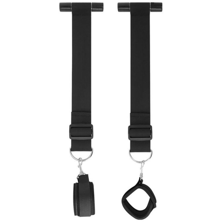 darkness-bondage-esposas-para-la-puerta-2