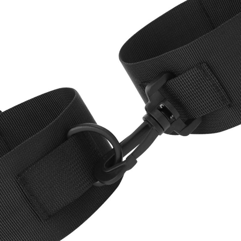 darkness--esposas-nylon-para-principiantes-2