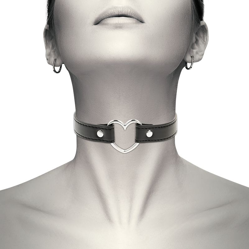 coquette-collar-cuero-vegano-accesorio-woman-coraz?n-0