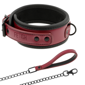 fetish-submissive-dark-room-collar-con-cadena-0
