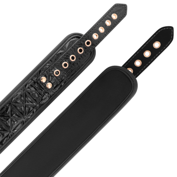 begme---black-edition-collar-con-cadenas-y-pinzas-pezones-con-forro-de-neopreno-2
