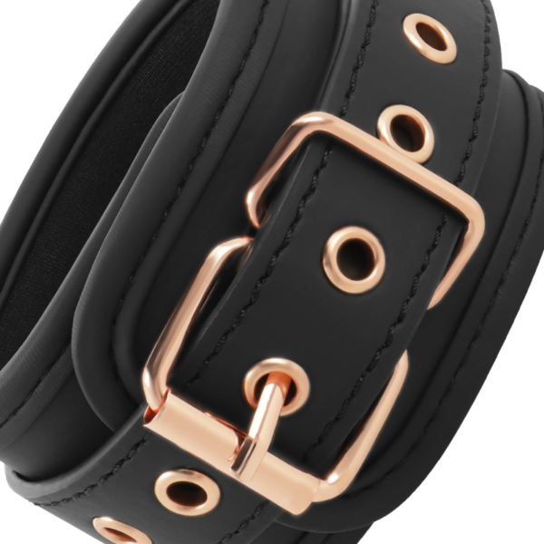 coquette-chic-desire---fantasy-esposas-para-manos-cuero-vegano-con-forro-de-nopreno-5