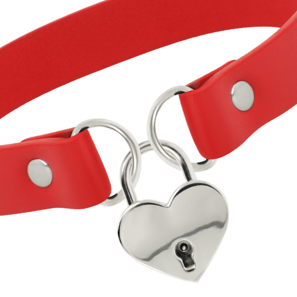 coquette-chic-desire---collar-cuero-vegano-rojo-accesorio-corazÓn-con-llave-3