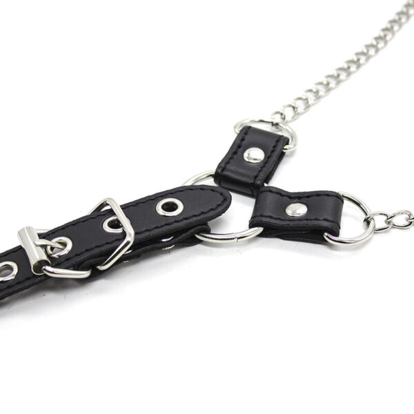 ohmama-fetish---pinzas-pezones-con-cadenas-y-anillo-pene-1