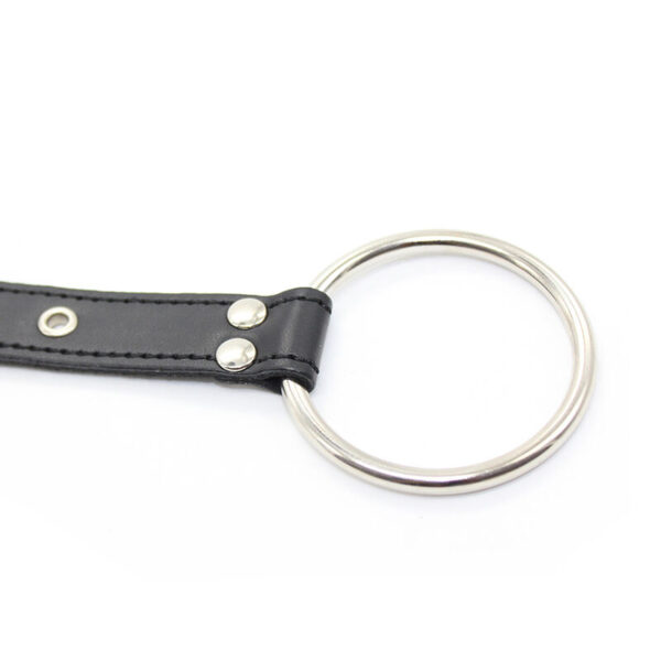 ohmama-fetish---pinzas-pezones-con-cadenas-y-anillo-pene-3