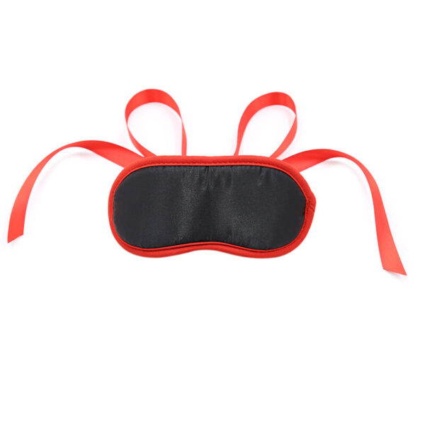 ohmama---fetish-negro-bordes-rojos-3