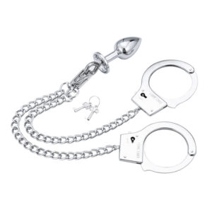 ohmama-fetish---esposas-con-metal-y-plug-0