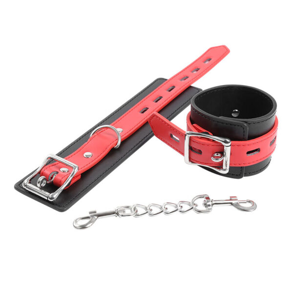 ohmama-fetish---lock-buckle-wrist-restraints-1