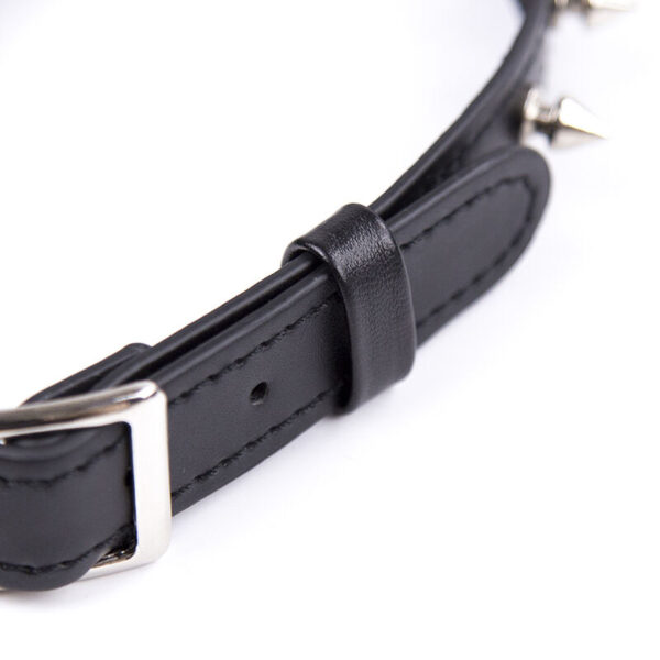 ohmama-fetish---collar-de-pinchos-4