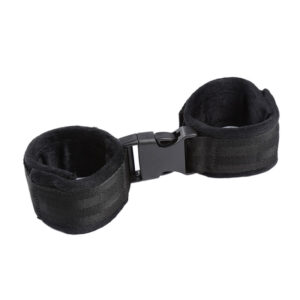 ohmama-fetish---restricciones-muÑeca-con-broche-0