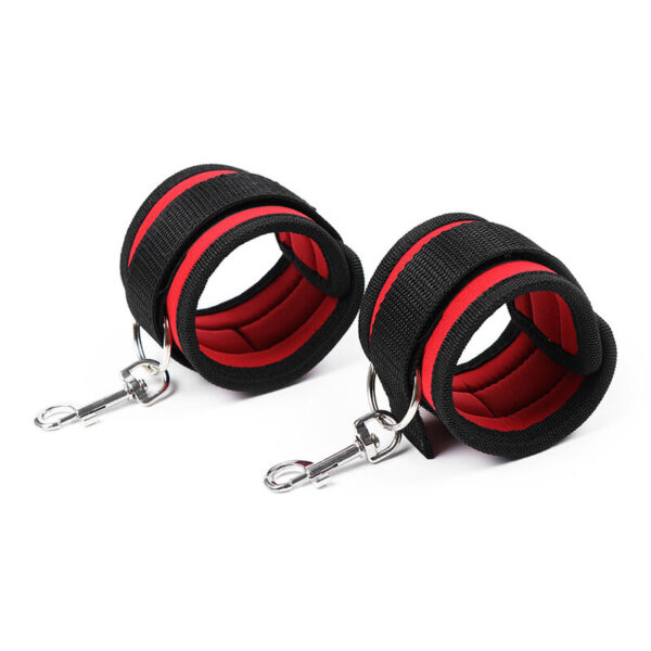 ohmama-fetish---restricciones-nylon-para-muÑecas-5