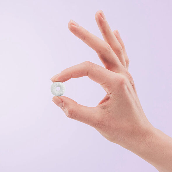 bijoux---indiscrets-swipe-remedy-caramelos-sexo-oral-3