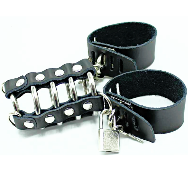 ohmama-fetish---jaula-pene-con-anillas-metalicas-y-correas-piel-1