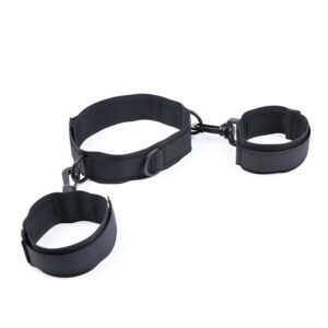ohmama-fetish---esposas-y-collar-de-nylon-0