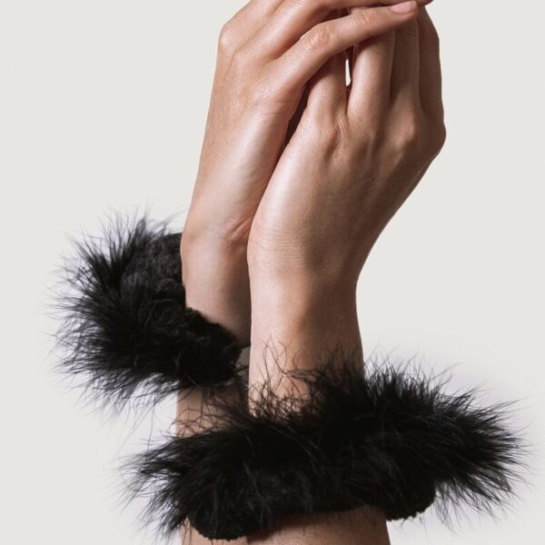 adrien-lastic---esposas-metal-con-plumas-negro-1