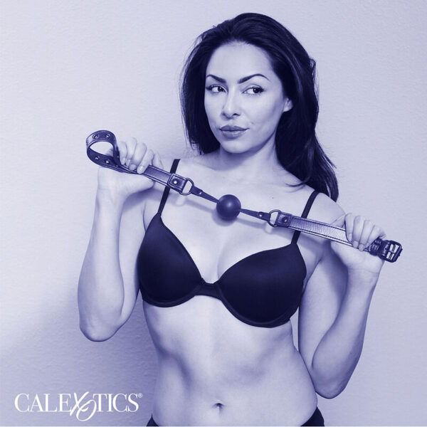 calexotics---nocturnal-mordaza-de-bola-silicona-negro-4