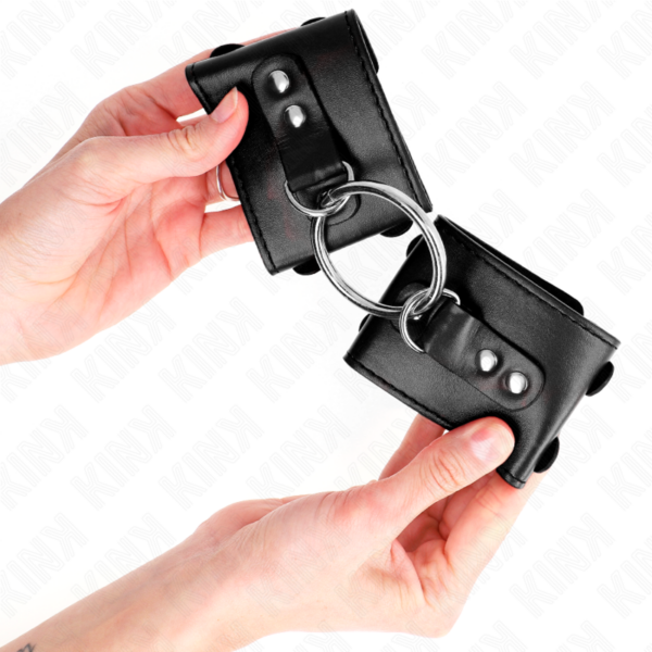 kink---muÑequeras-fijas-con-anilla-y-tachuelas-negro-ajustable-17-22-cm-x-6.5-cm-2