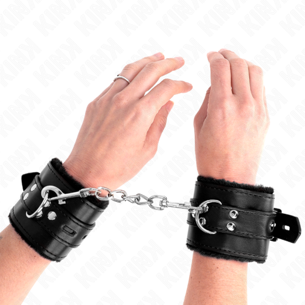 kink---muÑequeras-forradas-con-agujeros-cuadrados-negro-y-correa-negro-ajustable-17-29-cm-x-6-cm-3