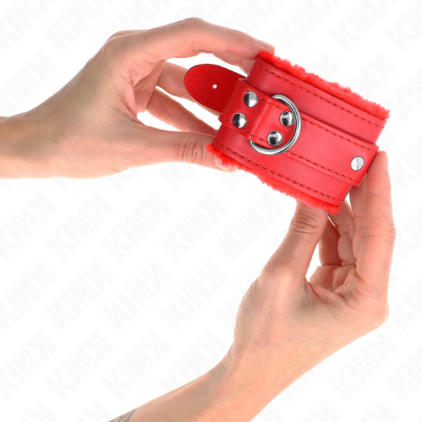 kink---muÑequeras-forradas-rojo-con-correa-rojo-ajustable-20-29-cm-x-5.5-cm-3