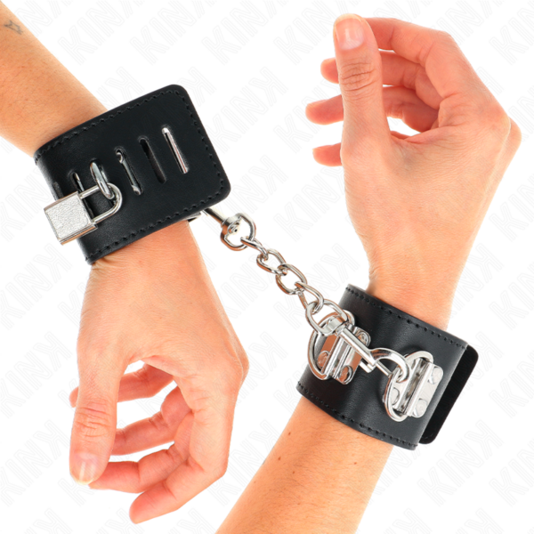 kink---muÑequeras-multiposiciÓn-con-cierre-candado-negro-ajustable-16-23-cm-x-5.5-cm-3