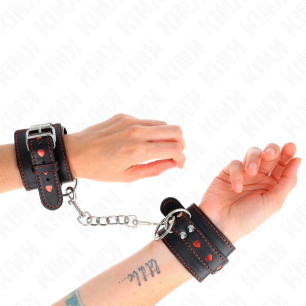 kink---muÑequeras-negro-con-incrustaciÓn-de-corazÓn-rojo-ajustable-21-28-cm-x-5.5-cm-3
