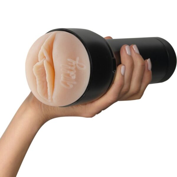 kiiroo---feel-molly-stewart-masturbador-kiiroo-stars-collection-1